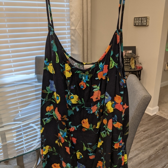 Tank top - Picture 1 of 2